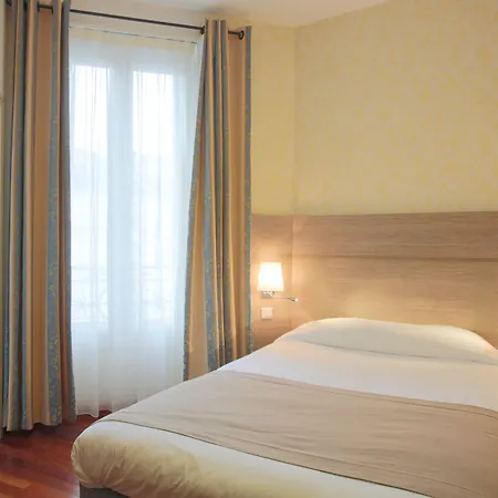 Grand Du Loiret Hotel