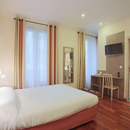 Grand Du Loiret Отель