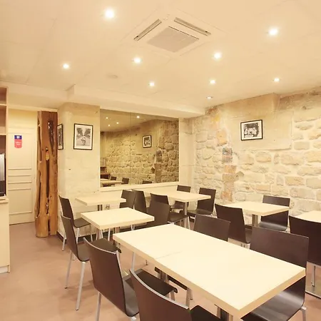 Отель Grand Du Loiret 3*