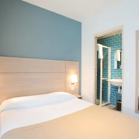 Grand Du Loiret Отель