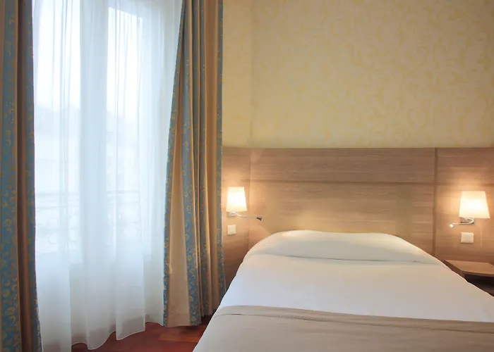 Grand Du Loiret Hotel 3*