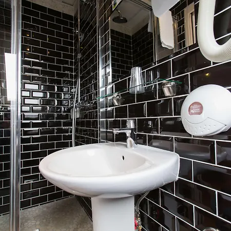 Grand Du Loiret Отель