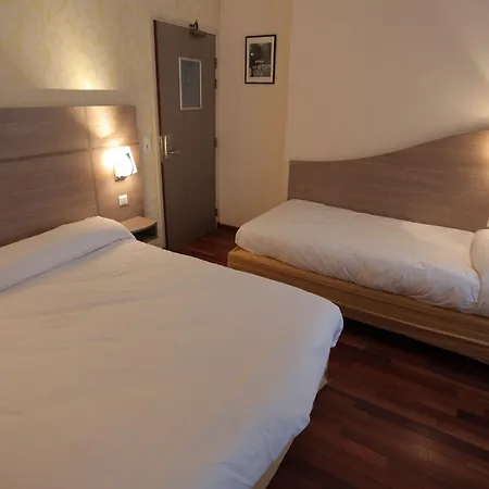 Hotel Grand Du Loiret 3*